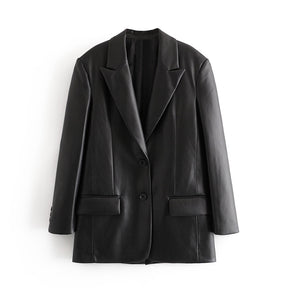 Blazer Feminino Alongado de Couro. Blazer feminino. Blazer alongado feminino. Blazer de couro feminino. Blazer feminino de couro. Blazer feminino alongado. Blazer Feminino Alongado de Couro preto. Blazer feminino preto. Blazer feminino alfaiataria. Blazer alfaiataria feminino.