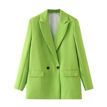 Blazer feminino alfaiataria verde abacate. Blazer feminino. Blazer alfaiataria feminino. Blazer alongado feminino.